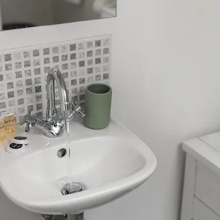 Stylish Free Parking Sleeps 4 - Pass The Keys Semesterbostad York