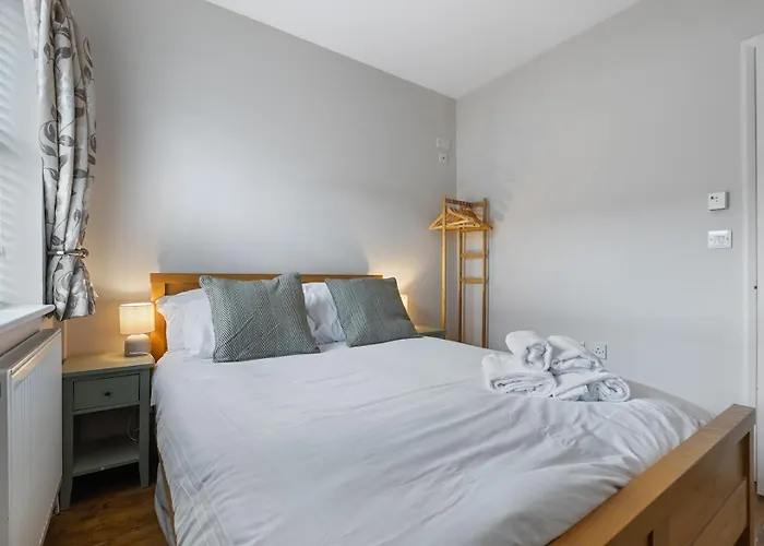 Stylish Free Parking Sleeps 4 - Pass The Keys York