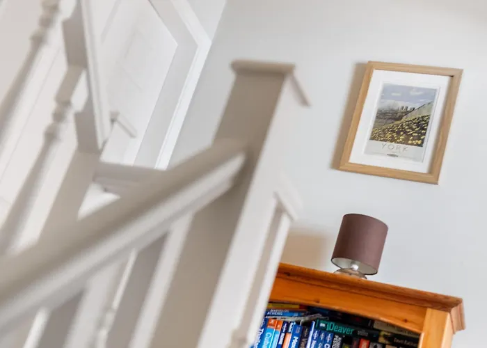 Stylish Free Parking Sleeps 4 - Pass The Keys York