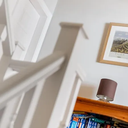 Stylish Free Parking Sleeps 4 - Pass The Keys York